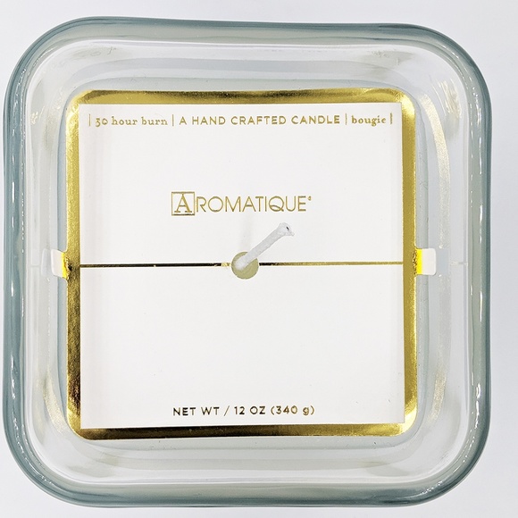 2 Aromatique White Teak & Moss Glass Cube Candles - Picture 4 of 6